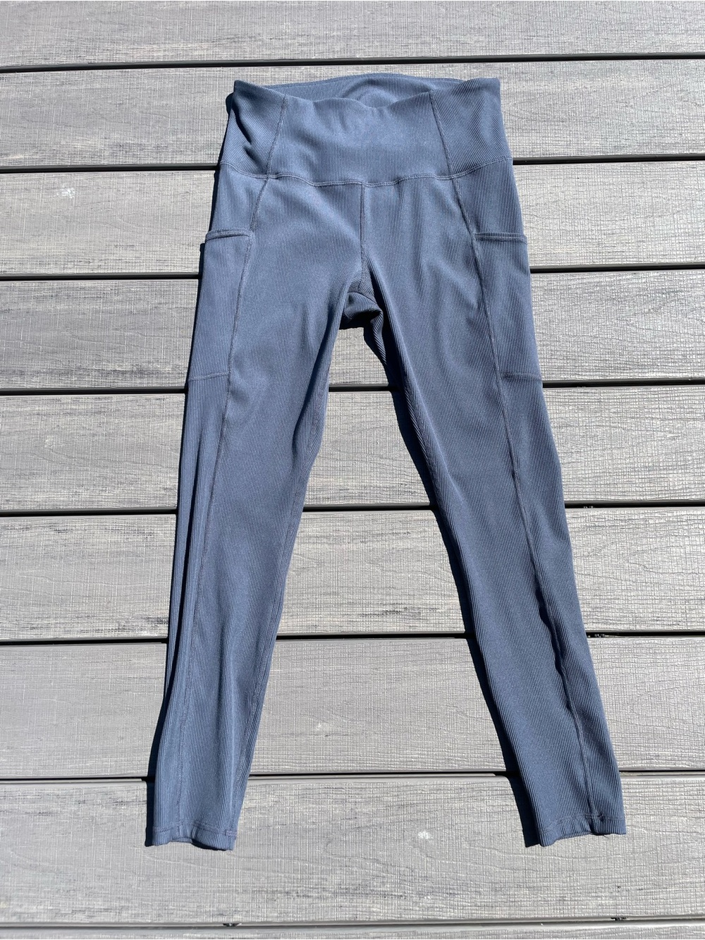 Lukka Lyx gray ribbed leggings